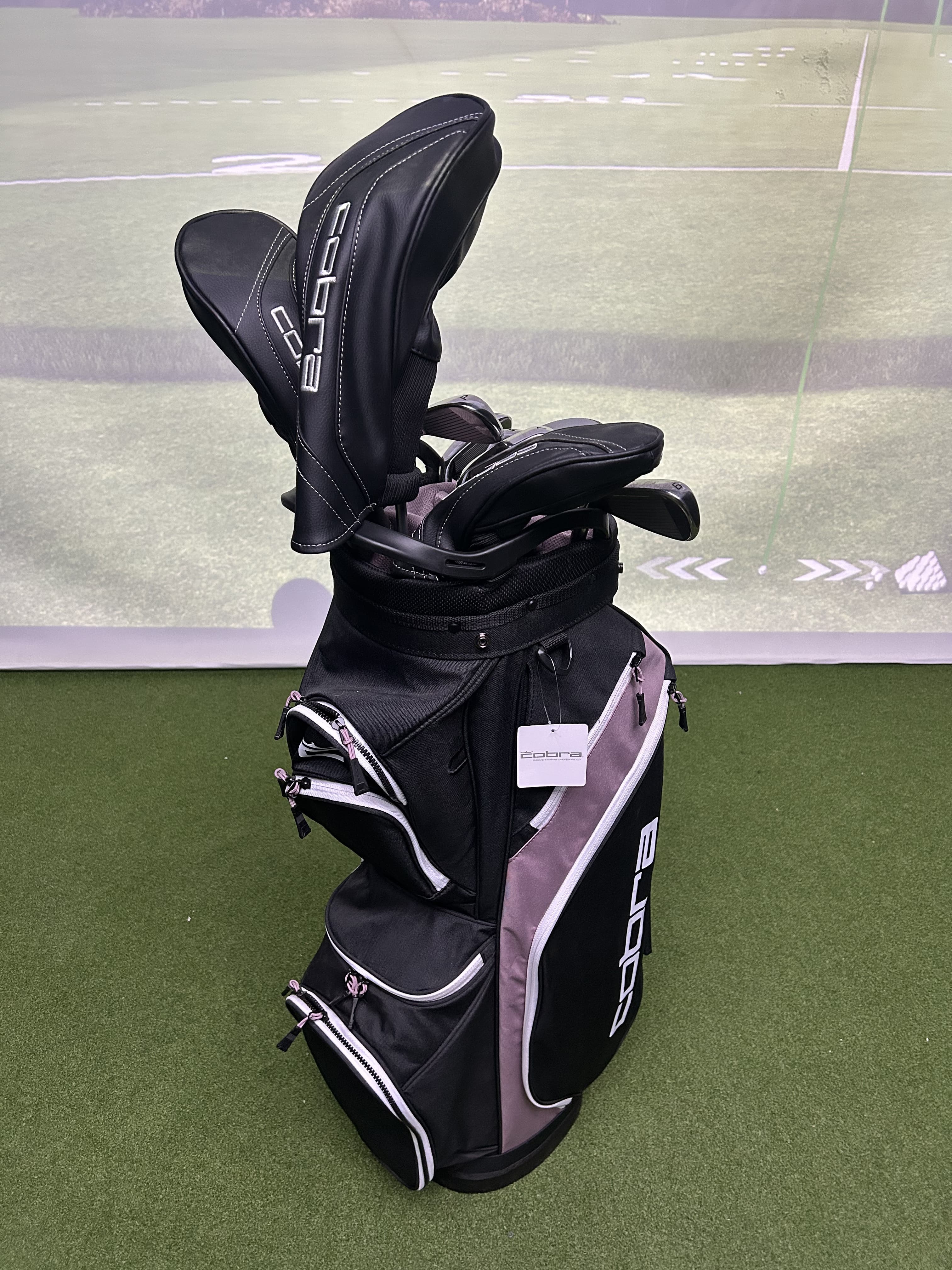 COBRA LADIES HIRE SET